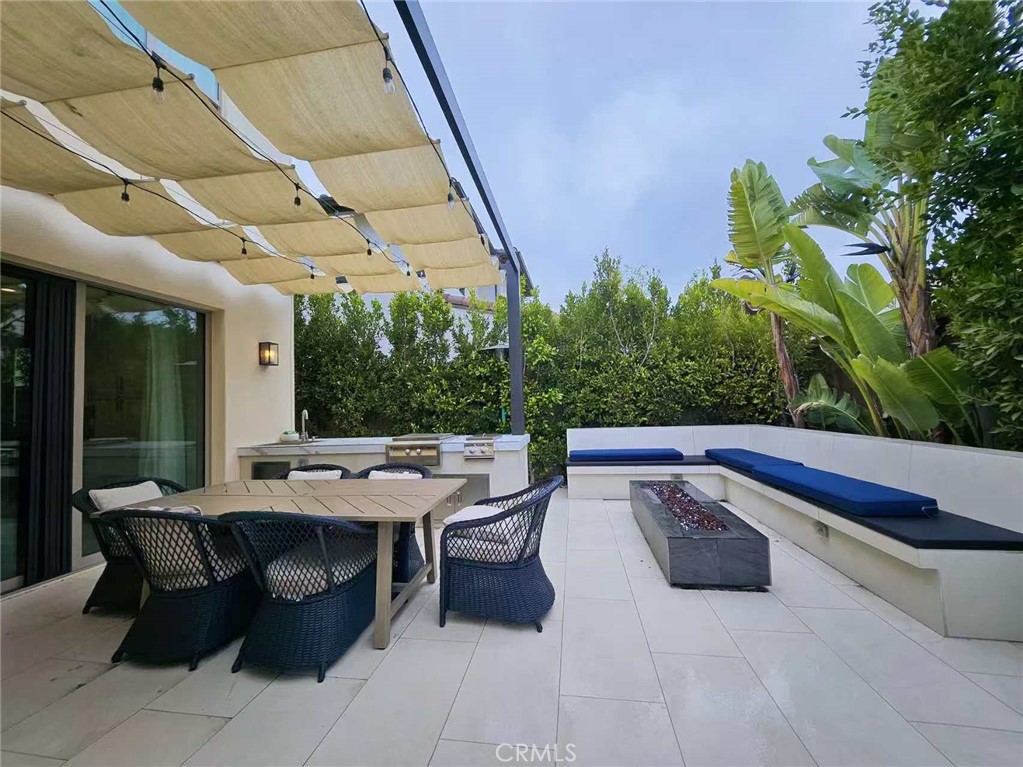 117 Parakeet Irvine, CA 92620 - Photo 3 of 18