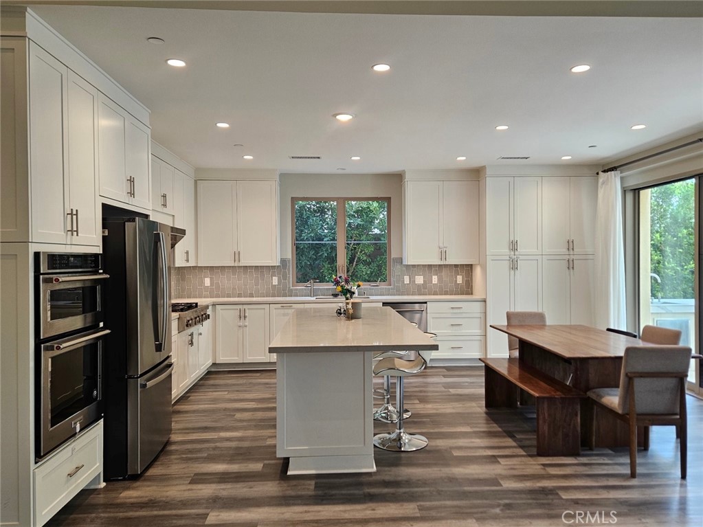 117 Parakeet Irvine, CA 92620 - Photo 10 of 18