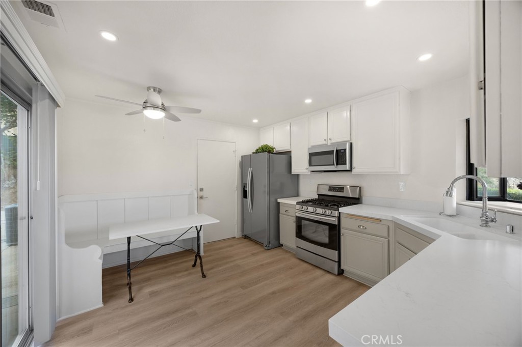 11324 Reid Court Riverside, CA 92505 - Photo 12 of 46