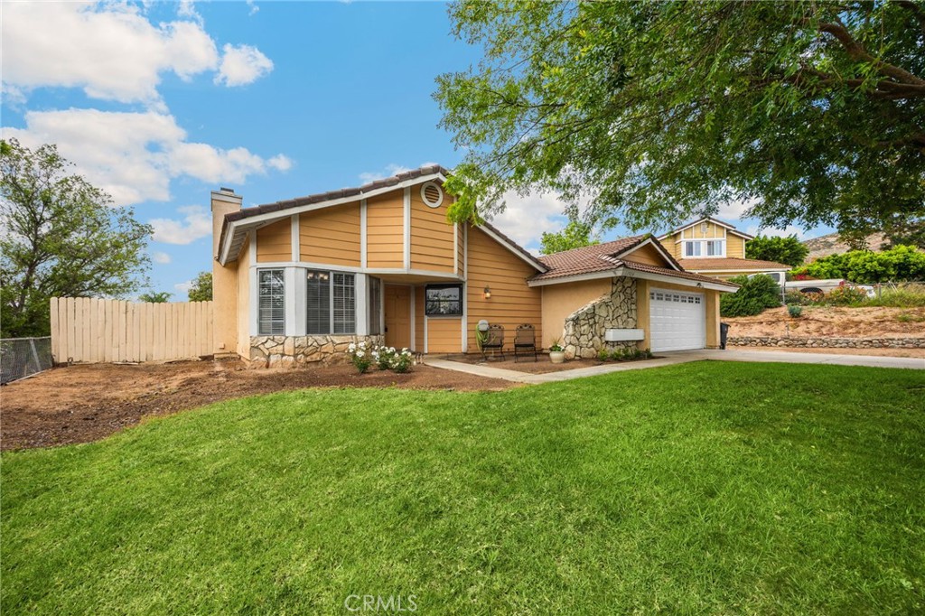 11324 Reid Court Riverside, CA 92505 - Photo 3 of 46