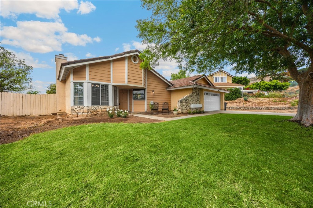 11324 Reid Court Riverside, CA 92505 - Photo 4 of 46