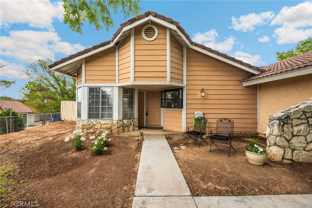 11324 Reid Court Riverside, CA 92505 - Photo 5 of 46