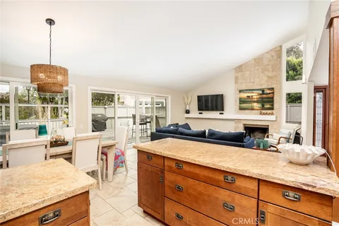 $1,424,000 | 7195 Little Harbor Drive, Huntington Beach, CA 92648