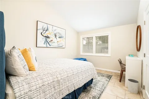 $1,424,000 | 7195 Little Harbor Drive, Huntington Beach, CA 92648