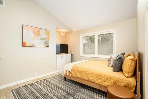 $1,424,000 | 7195 Little Harbor Drive, Huntington Beach, CA 92648