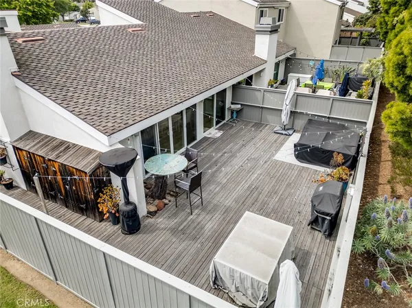 $1,424,000 | 7195 Little Harbor Drive, Huntington Beach, CA 92648
