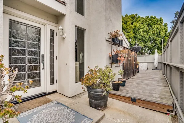 $1,424,000 | 7195 Little Harbor Drive, Huntington Beach, CA 92648