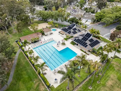 $1,424,000 | 7195 Little Harbor Drive, Huntington Beach, CA 92648