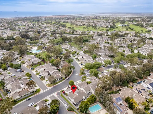 $1,424,000 | 7195 Little Harbor Drive, Huntington Beach, CA 92648