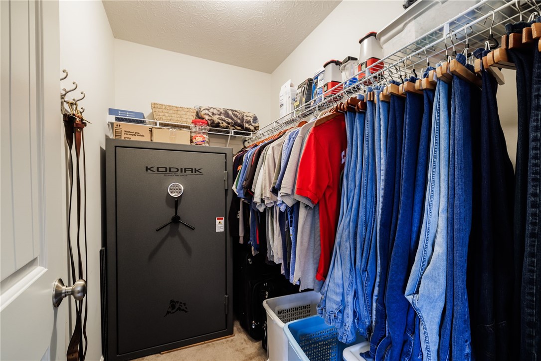 86 Parnell Drive Riga, NY 14428 - Photo 21 of 30 Bedroom #3 Walk in closet