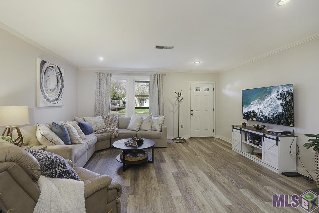 1338 Aberdeen Avenue Baton Rouge, LA 70808 - Photo 4 of 24