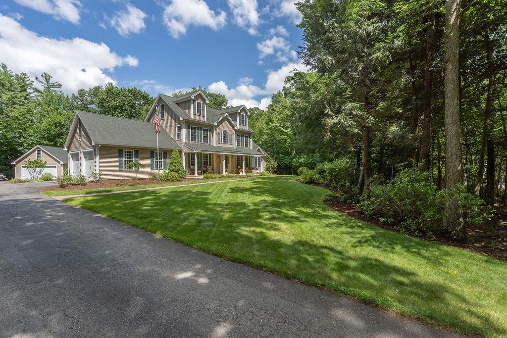 9 Carter Way Strafford, NH 03884 - Photo 2 of 39