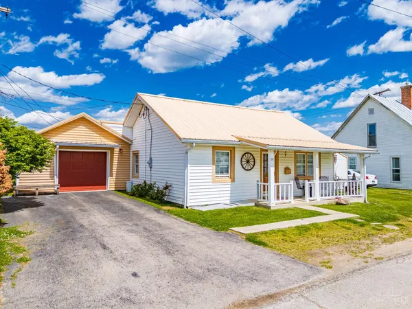 $135,000 | 60 East Street, Peebles, OH 45660