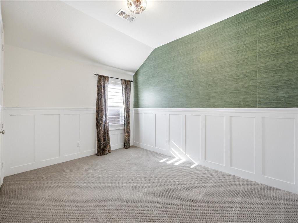 13817 Green Hook Road Fort Worth, TX 76008 - Photo 28 of 40 Third bedroom
