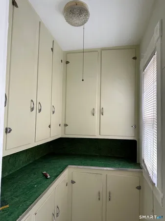 $1,500 | 88 Woodbine Street, Unit 2, Torrington, CT 06790