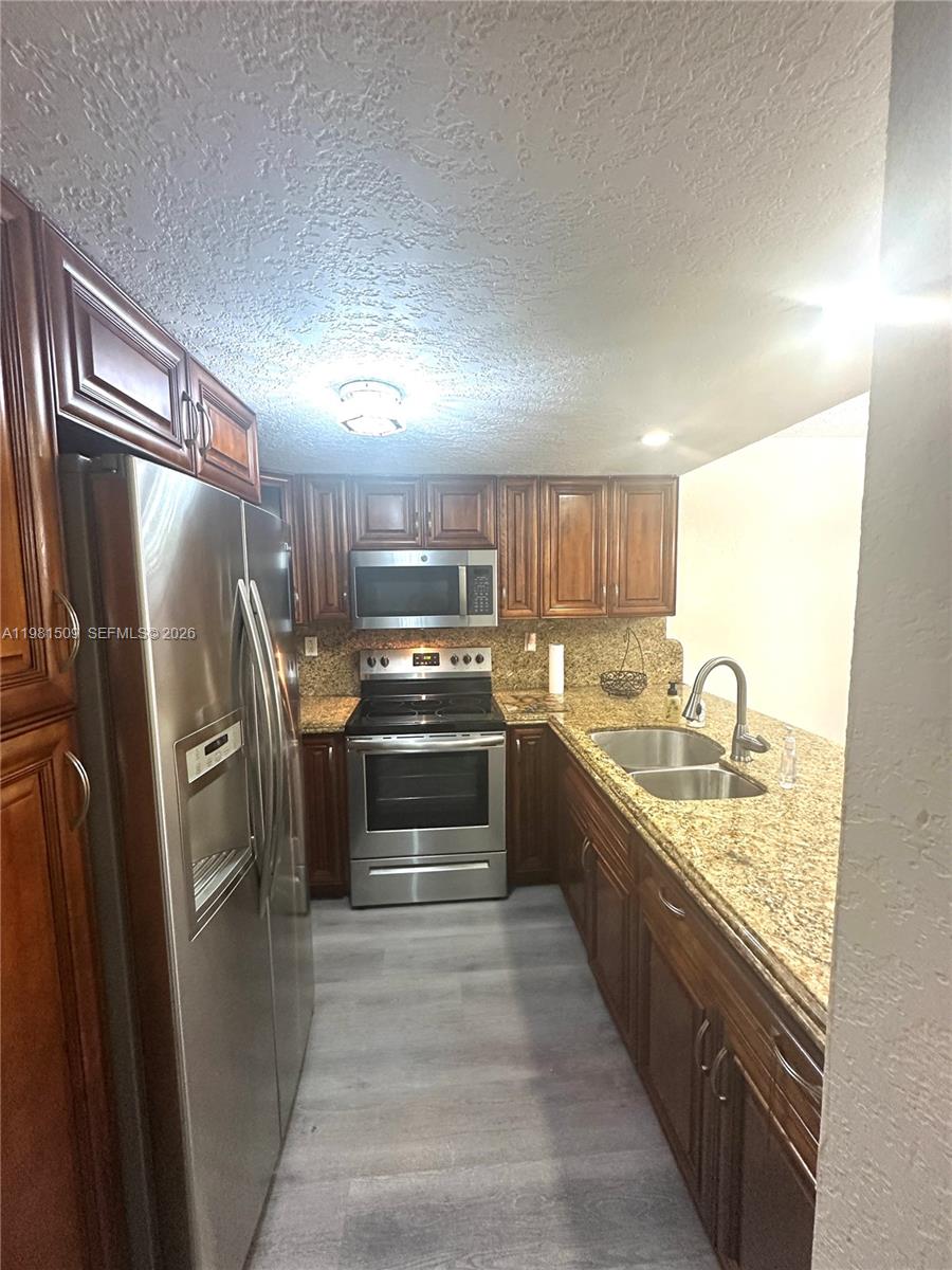 8794 Southwest 12th Street, Unit 105 Miami, FL 33174 - Photo 9 of 23