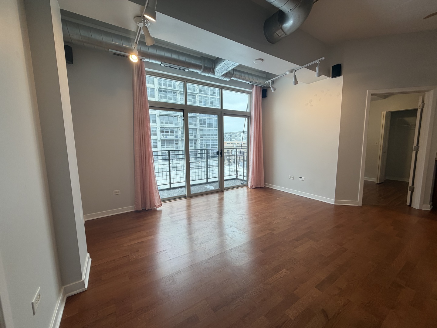 1228 West Monroe Street, Unit 405 Chicago, IL 60607 - Photo 8 of 11