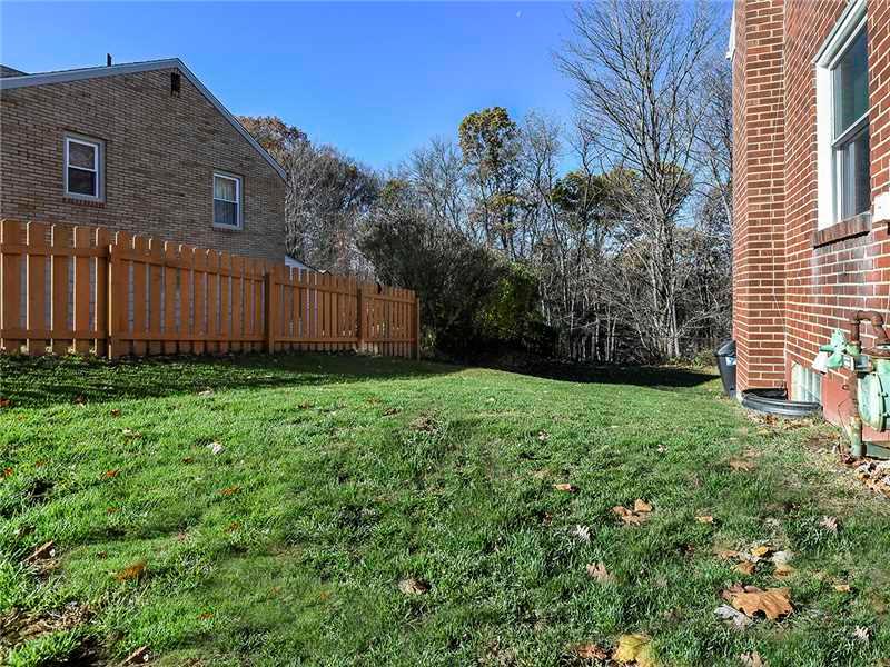 119 Hillendale Road Pittsburgh, PA 15237 - Photo 8 of 25 Yard/Garden.