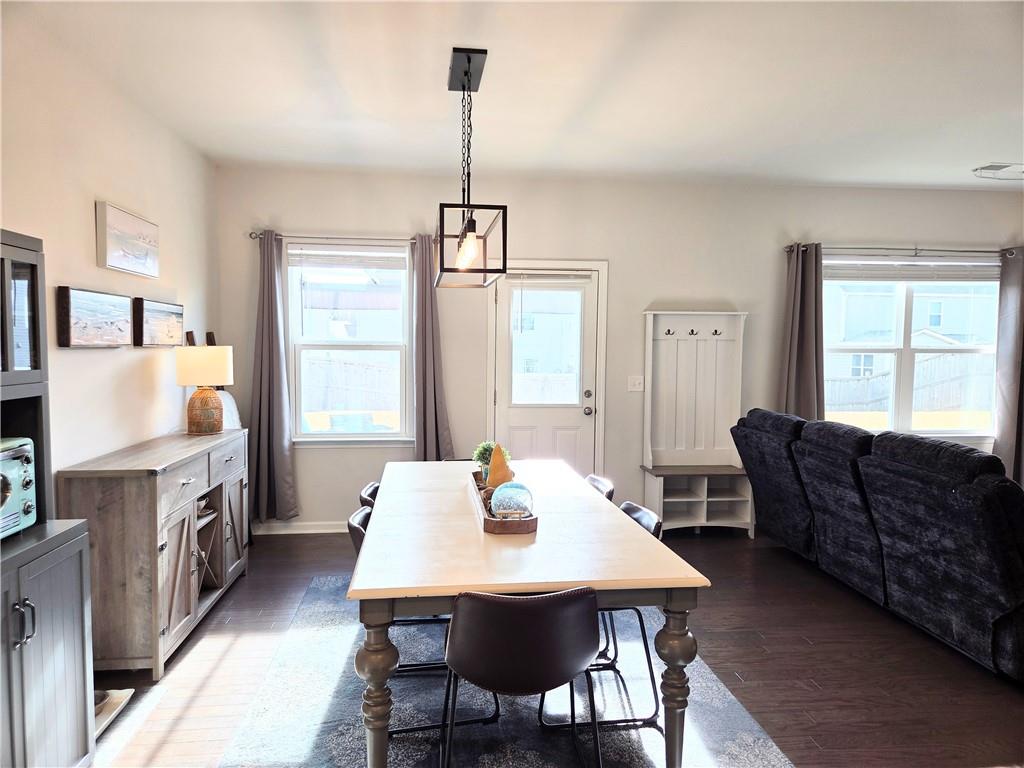 3042 Lowell Road Bethlehem, GA 30620 - Photo 16 of 53 a living room with furniture and a window