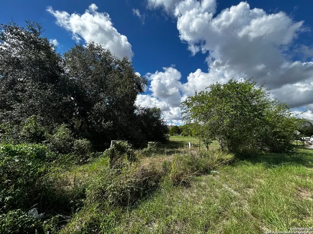 $49,900 | 4863 Farm To Market Road 888, Beeville, TX 78102