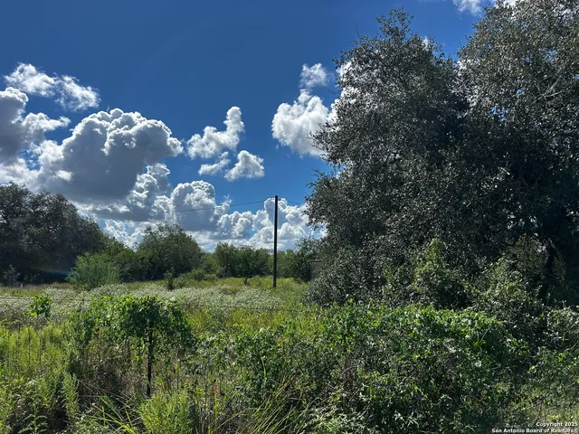 $49,900 | 4863 Farm To Market Road 888, Beeville, TX 78102