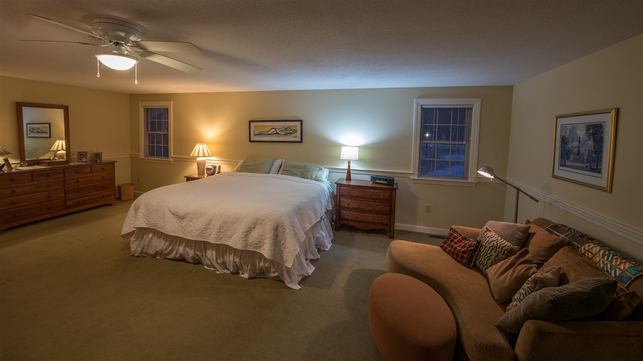 18 Martingale Road Amherst, NH 03031 - Photo 22 of 34
