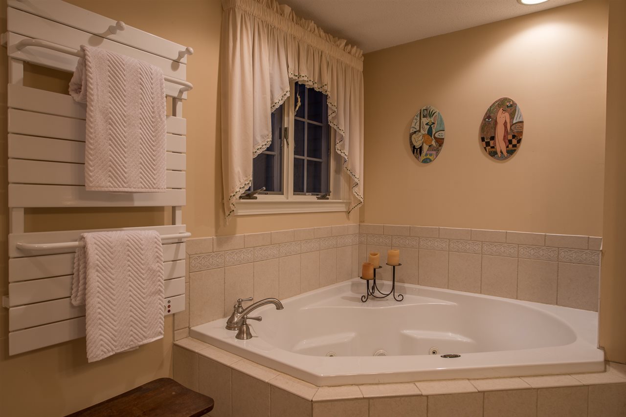 18 Martingale Road Amherst, NH 03031 - Photo 25 of 34