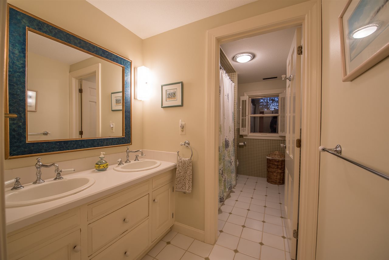 18 Martingale Road Amherst, NH 03031 - Photo 28 of 34