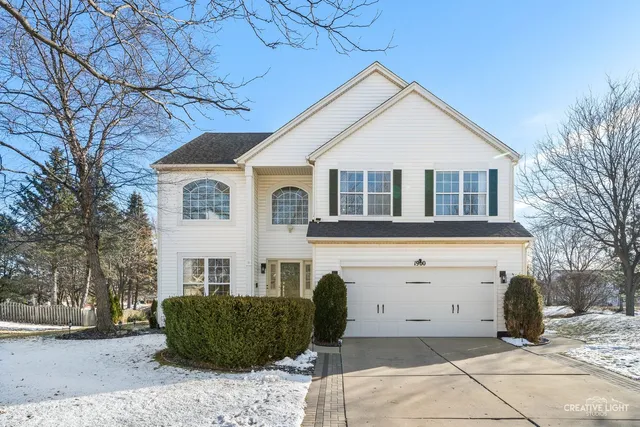 $480,000 | 1900 Chestnut Grove Drive, Plainfield, IL 60586