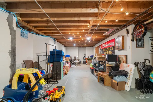 $480,000 | 1900 Chestnut Grove Drive, Plainfield, IL 60586