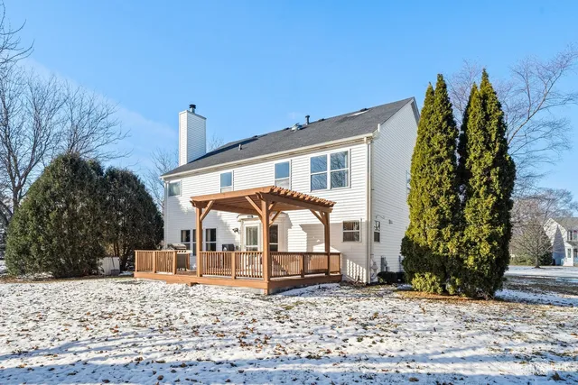 $480,000 | 1900 Chestnut Grove Drive, Plainfield, IL 60586