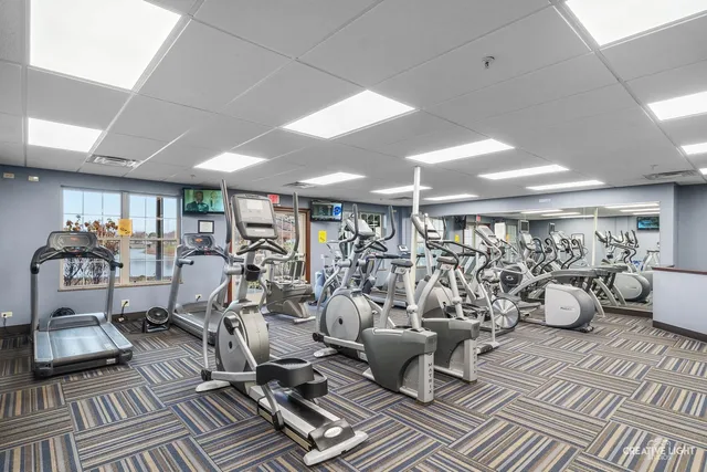 $480,000 | 1900 Chestnut Grove Drive, Plainfield, IL 60586