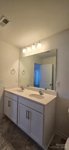 $2,125 | 10422 Bradstreet Commons Way, Charlotte, NC 28215