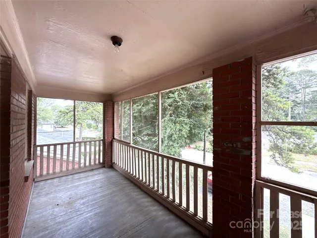 $995 | 2729 Bancroft Street, Unit 4, Charlotte, NC 28206