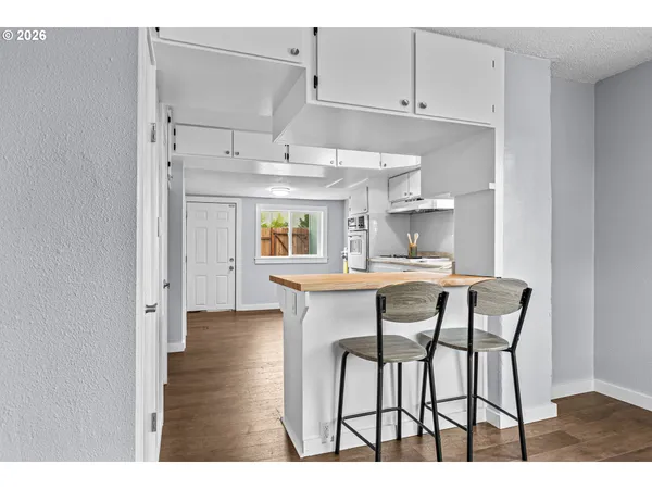 $255,000 | 745 Dakota Avenue, Medford, OR 97501