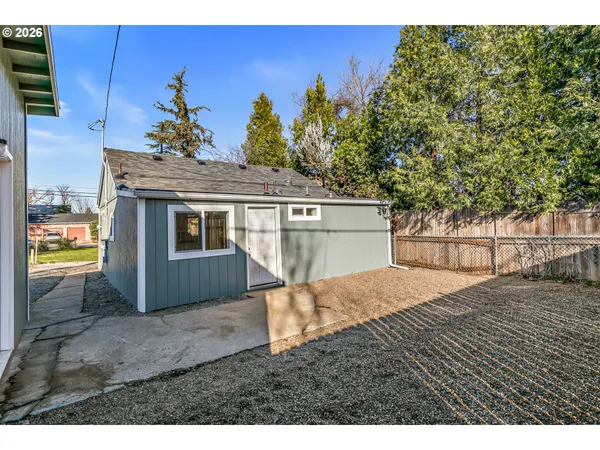 $255,000 | 745 Dakota Avenue, Medford, OR 97501