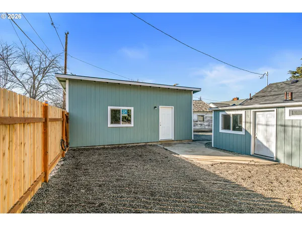 $255,000 | 745 Dakota Avenue, Medford, OR 97501