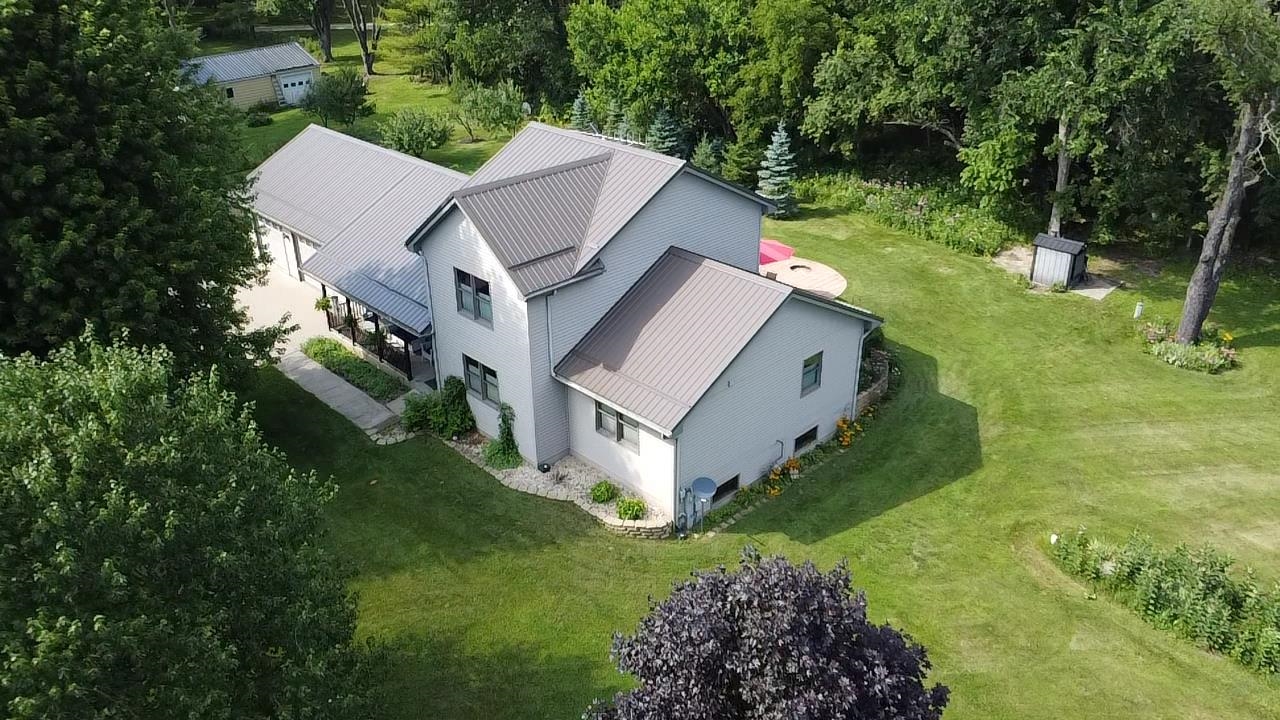 5352 North River Road Janesville, WI 53545 - Photo 3 of 84