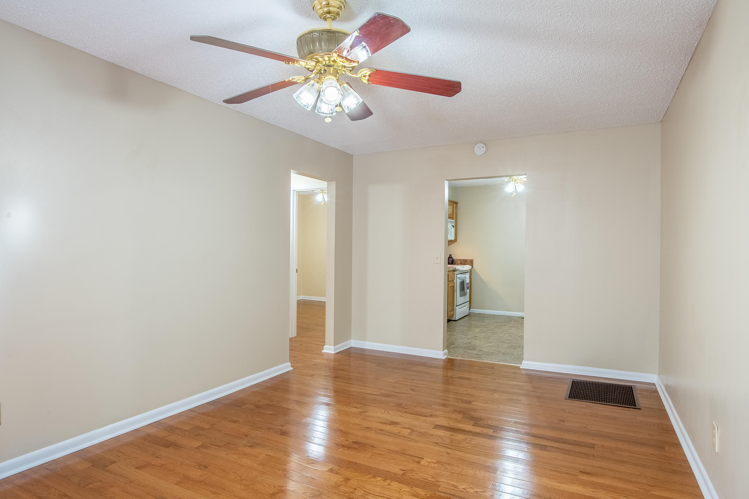 4970 Browntown Road Chattanooga, TN 37415 - Photo 10 of 44 Browntown-6