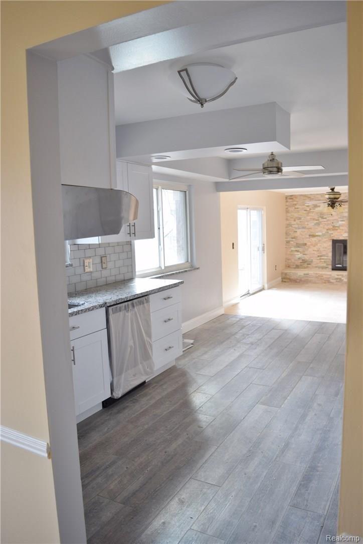 27900 Lahser Road Southfield, MI 48076 - Photo 13 of 55 DSC_1116.JPG