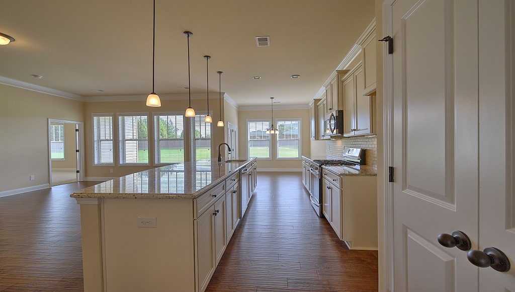 124 Rossmoor Court Anderson, SC 29621 - Photo 27 of 46