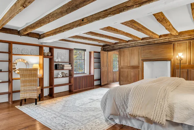 $619,000 | 60 Spruce Street, North Branford, CT 06472