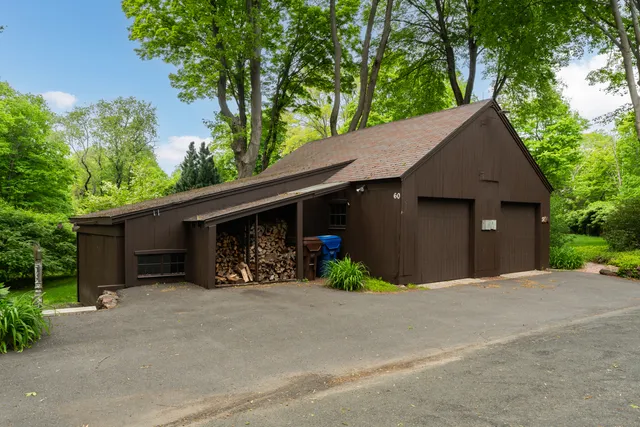 $619,000 | 60 Spruce Street, North Branford, CT 06472