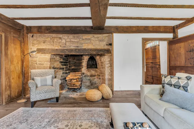 $619,000 | 60 Spruce Street, North Branford, CT 06472