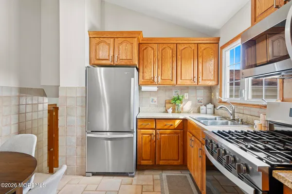 $650,000 | 35 Calt Drive, Hazlet, NJ 07730