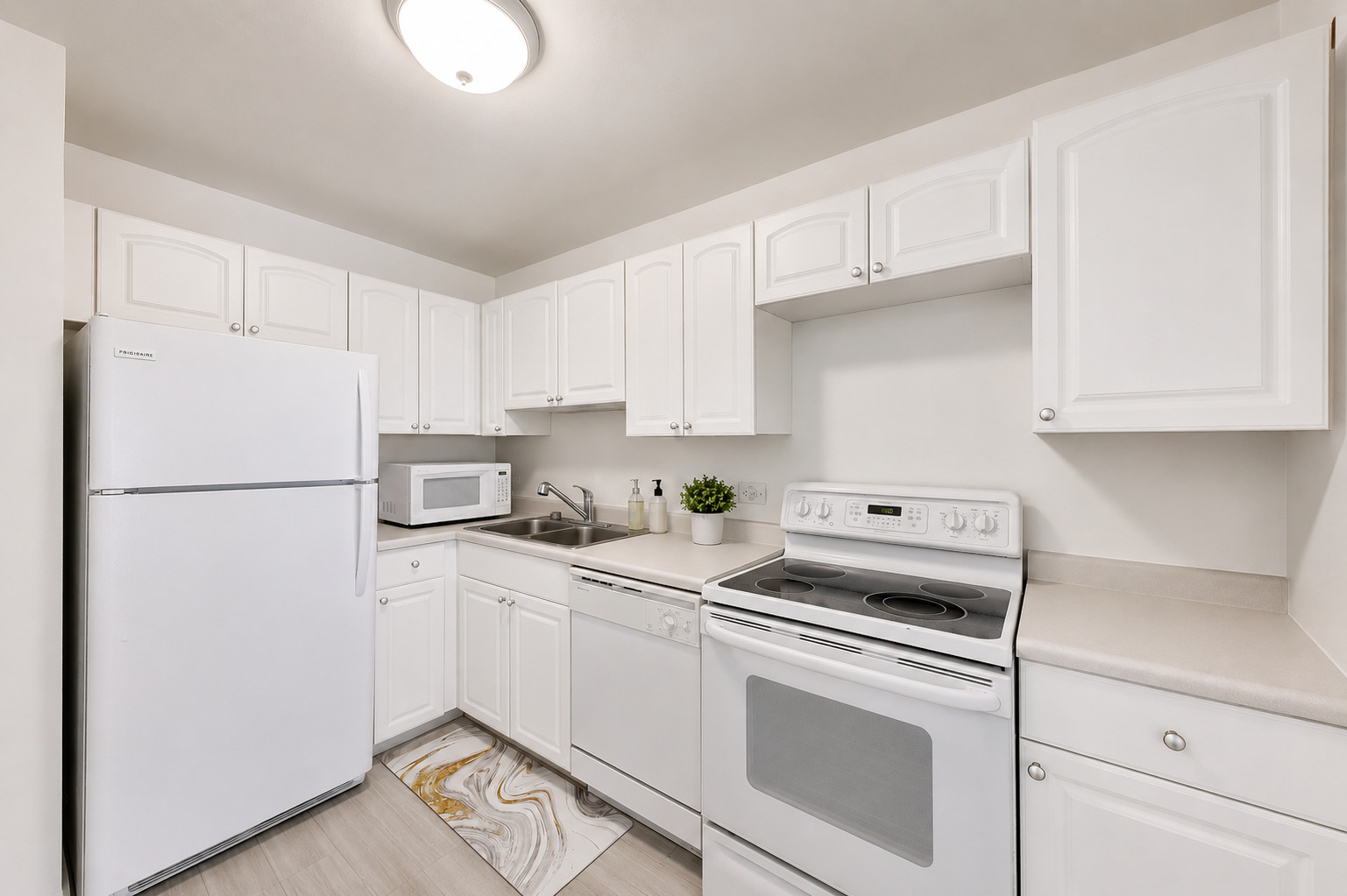 5320 North Sheridan Road, Unit 1509 Chicago, IL 60640 - Photo 7 of 30 Gallery Image 7