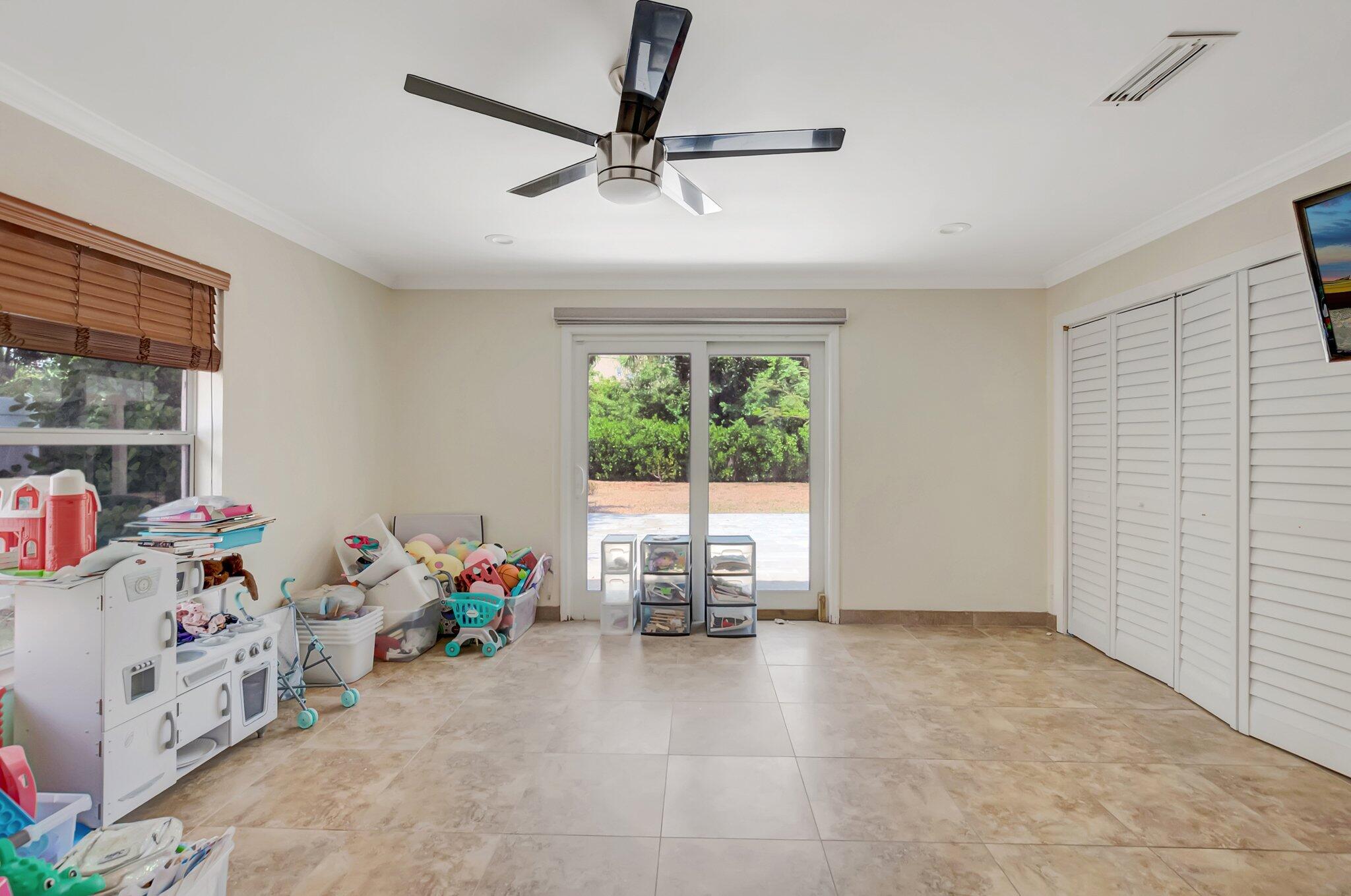 701 Northwest 8th Avenue Boca Raton, FL 33486 - Photo 23 of 40 Bedroom 3