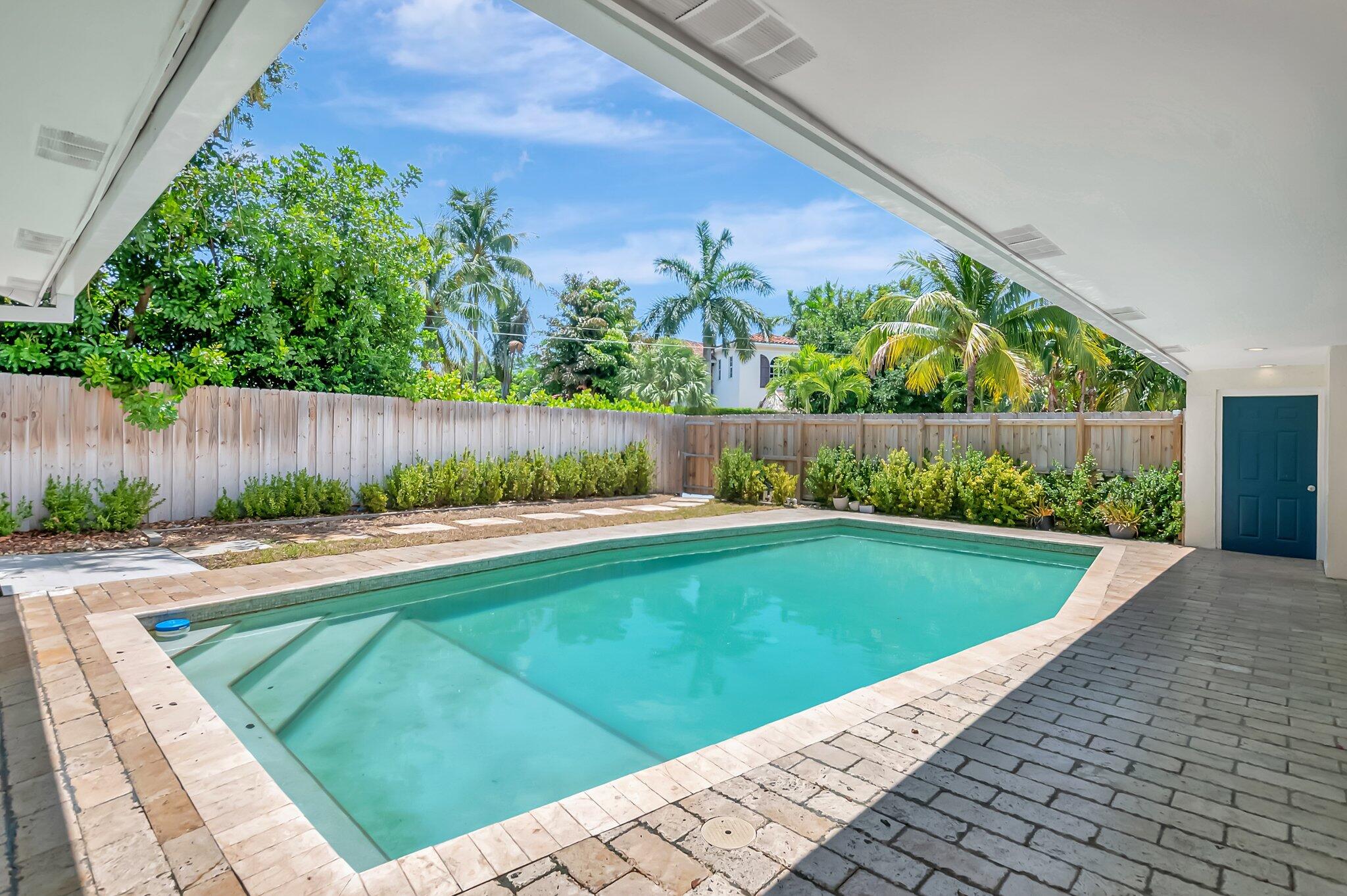 701 Northwest 8th Avenue Boca Raton, FL 33486 - Photo 6 of 40 Pool