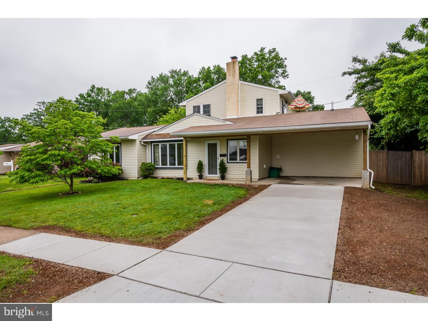 33 Goodturn Road Levittown, PA 19057 - Photo 2 of 23