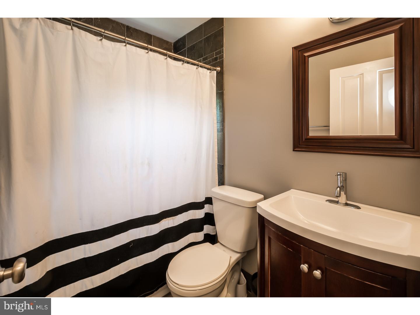 33 Goodturn Road Levittown, PA 19057 - Photo 22 of 23